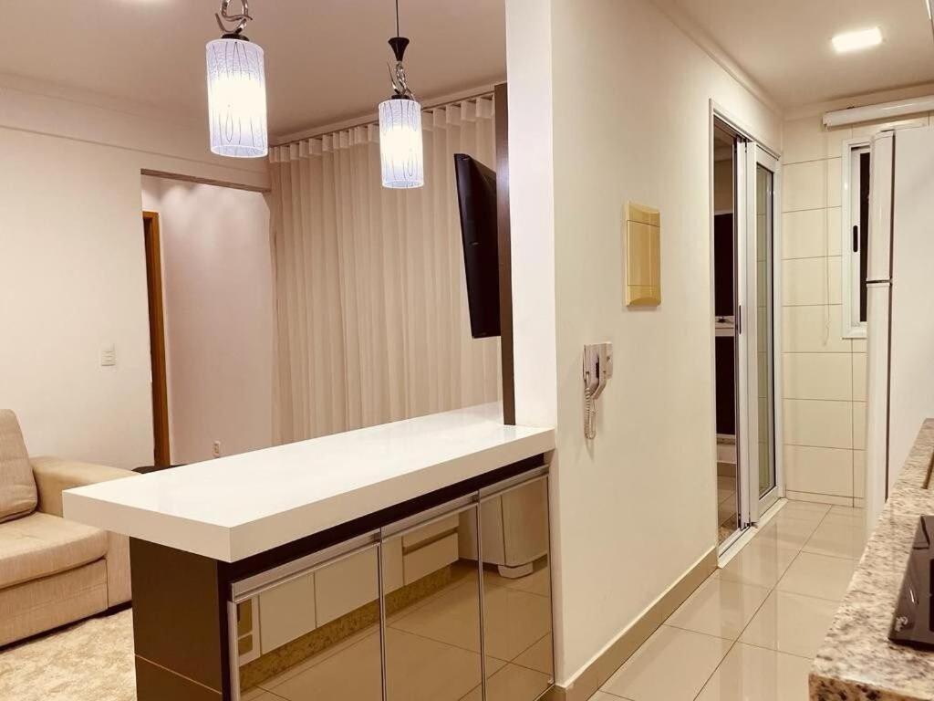 2 Qts.| 4 Hosp. | Ao Lado Do Goiania Shopping Goiânia Exterior foto
